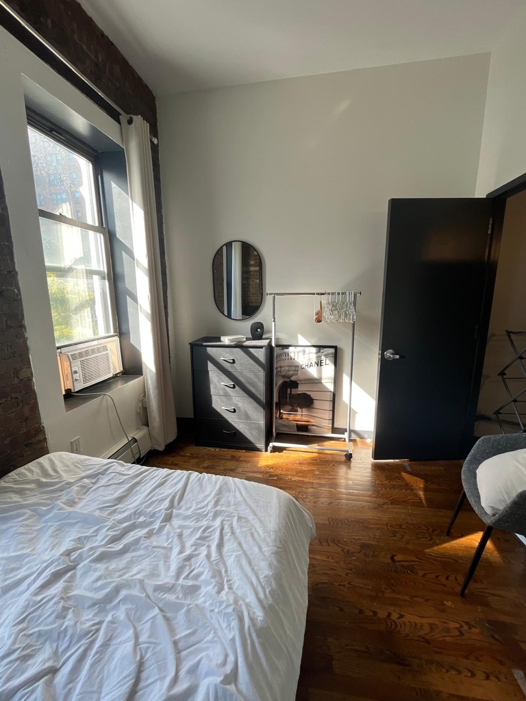 509 East 87th Street - Photo 2
