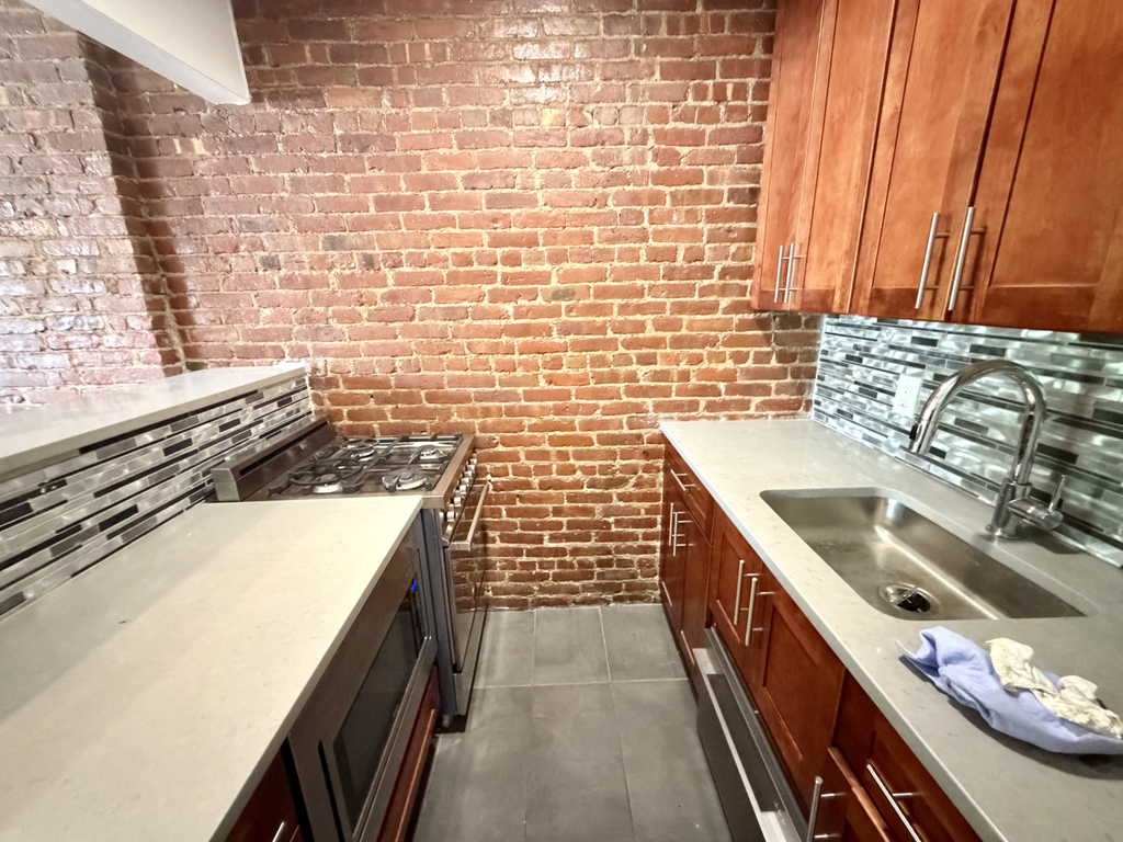 23 West 94th Street - Photo 4