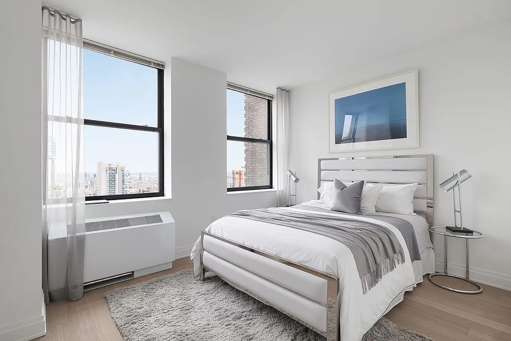 70 Pine Street - Photo 4