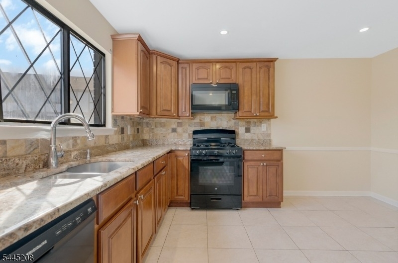 182 Wildflower Ln - Photo 11