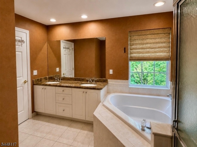 38 Gordon Cir - Photo 11