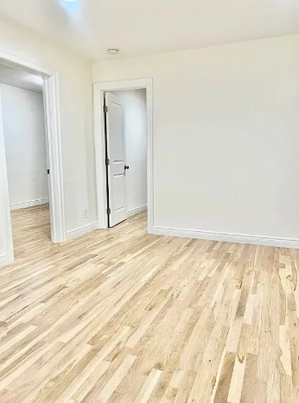 1640 York Avenue - Photo 3