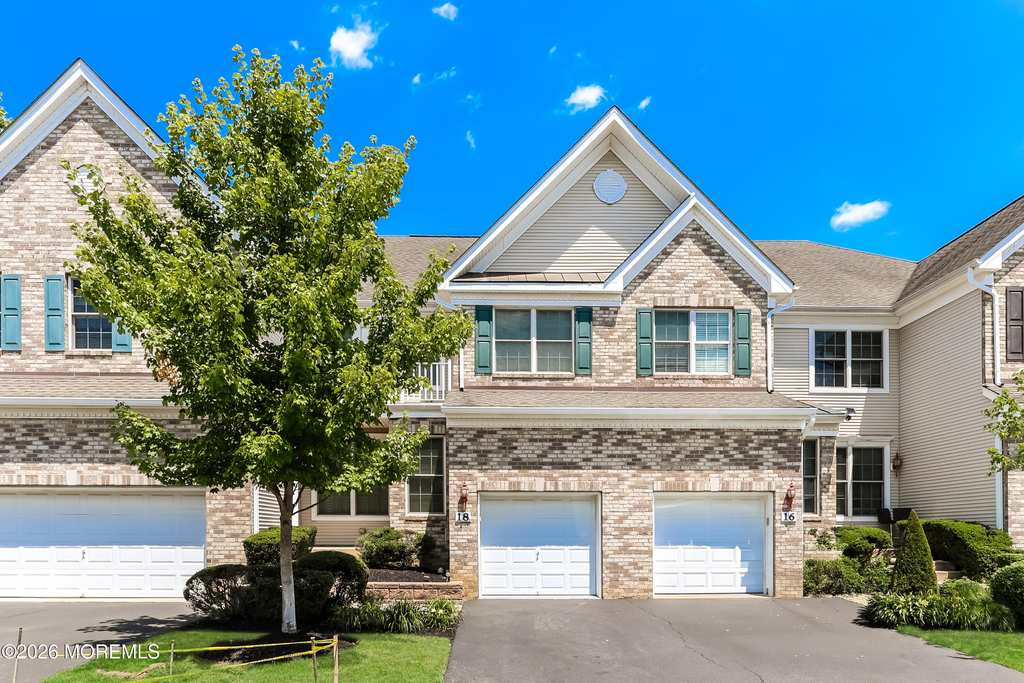 18 Deepwater Circle - Photo 0