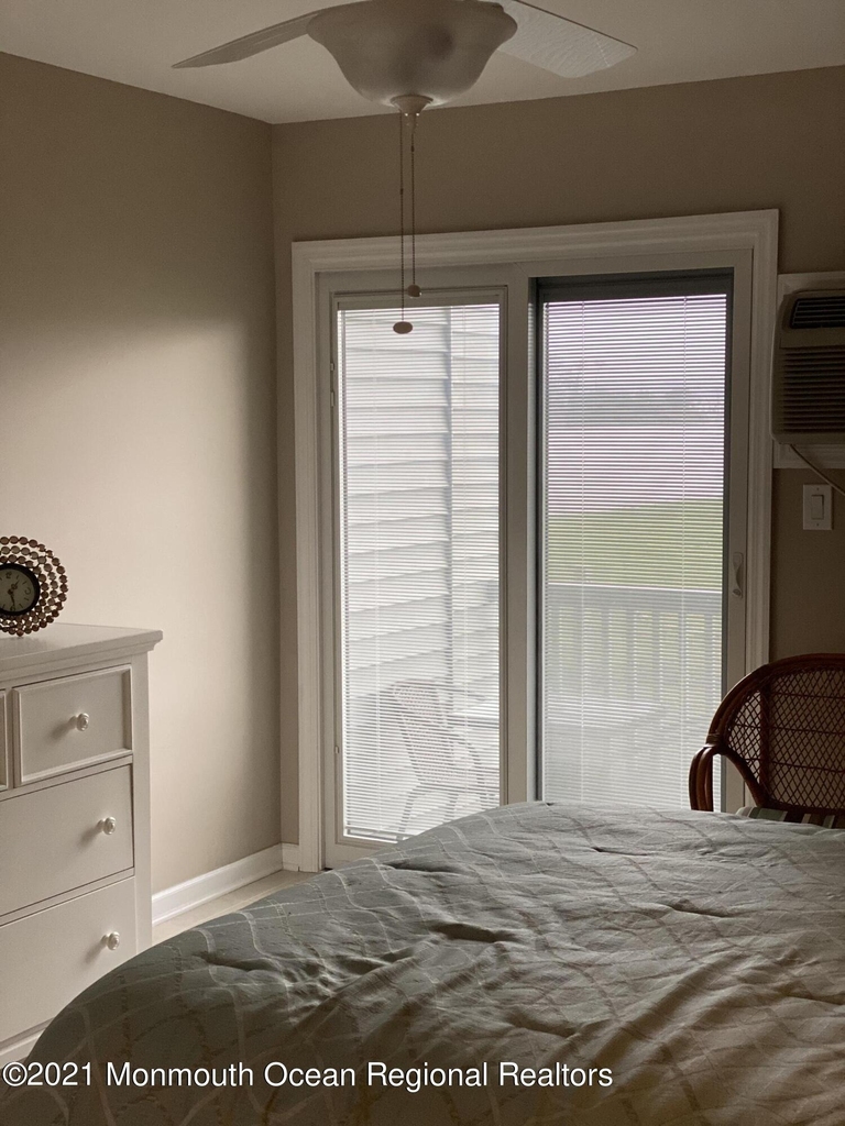 1382 Ocean Avenue - Photo 8