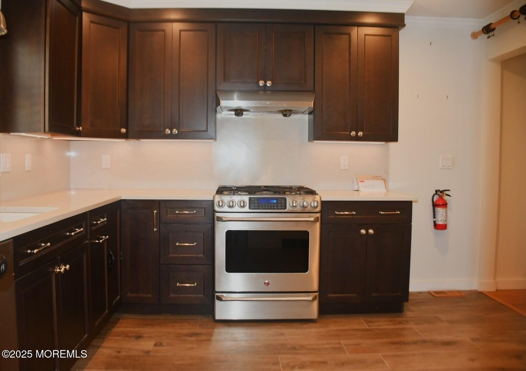 303 Deerfoot Lane - Photo 6