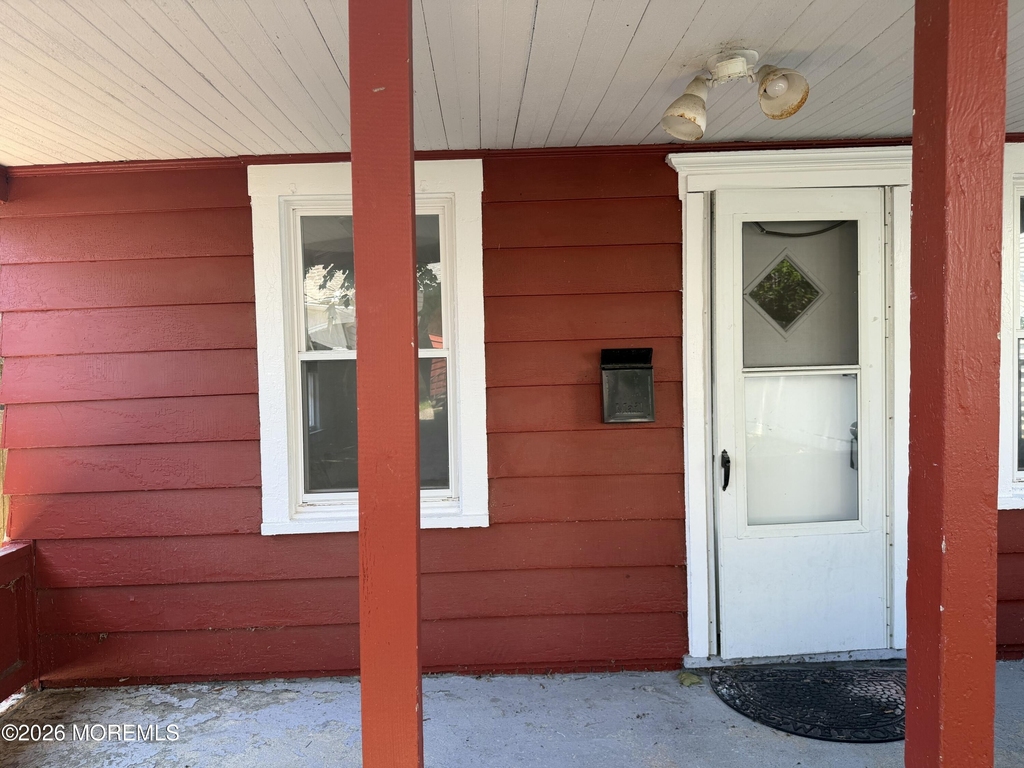 405 1/2 Brinley Avenue - Photo 2