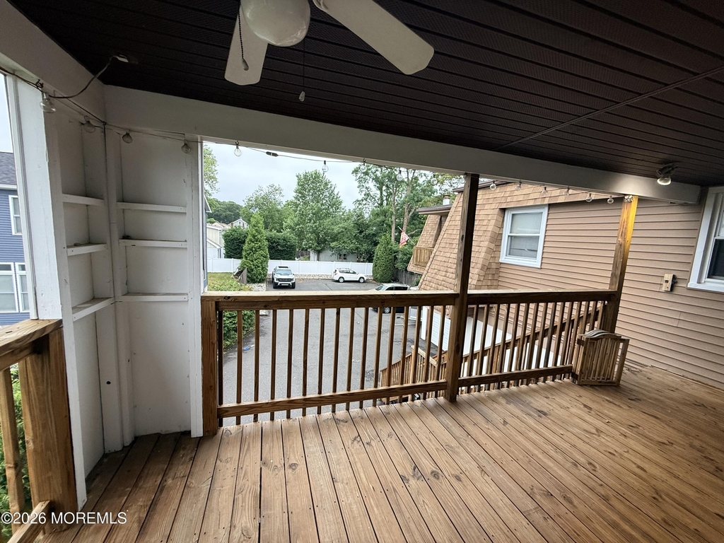 1011 Arnold Avenue - Photo 11