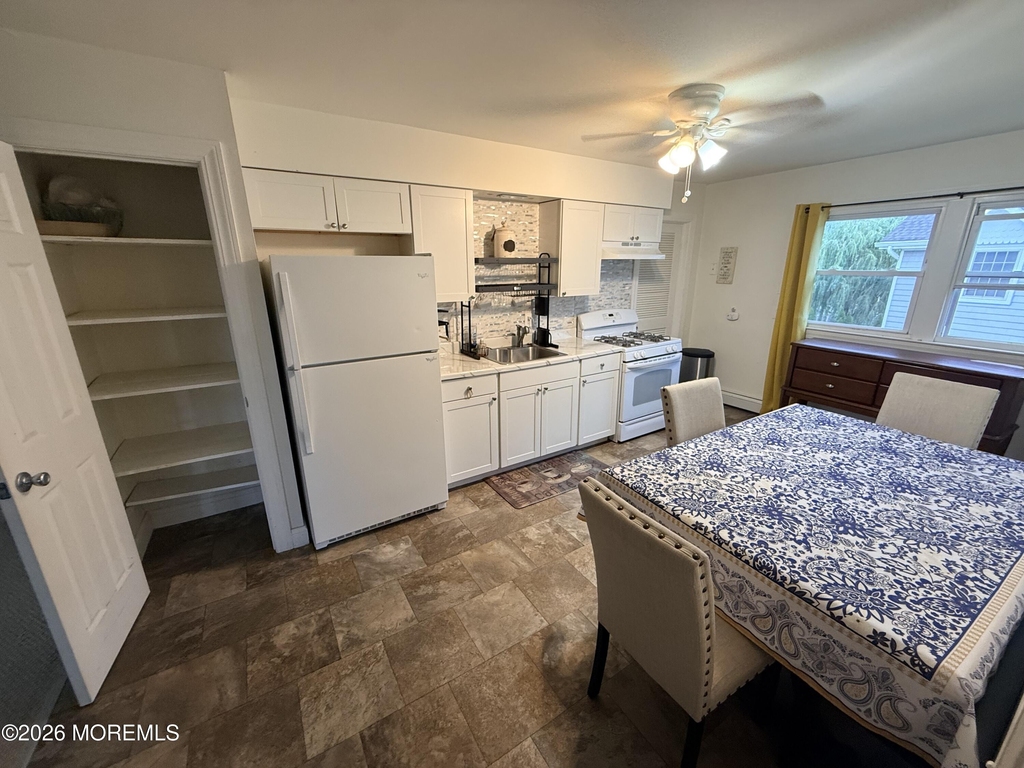 1011 Arnold Avenue - Photo 6