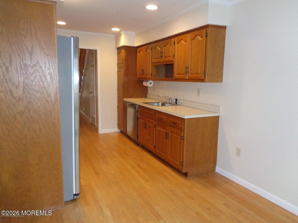 8 Eastborne Drive - Photo 6