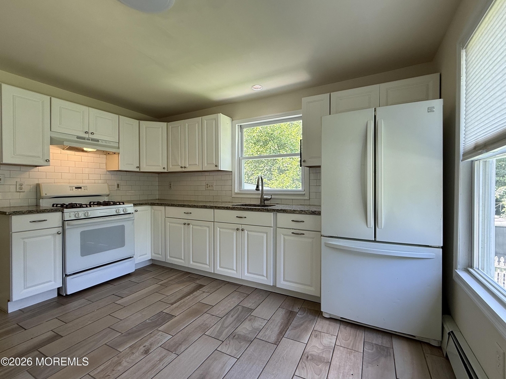 236 W Farms Road - Photo 2