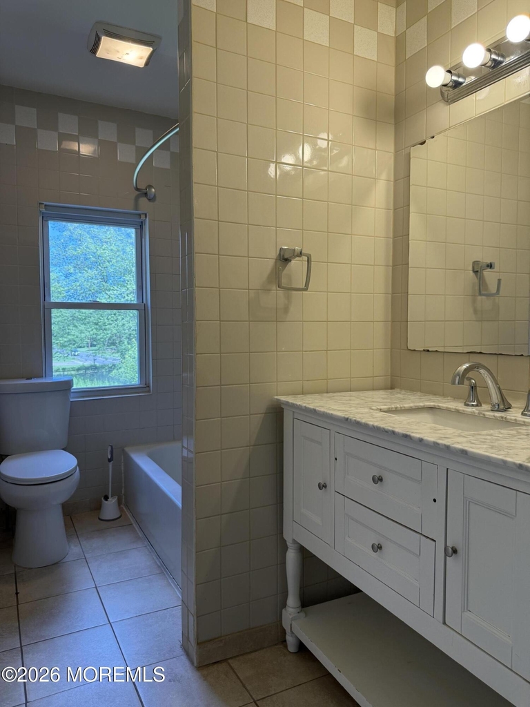 236 W Farms Road - Photo 14
