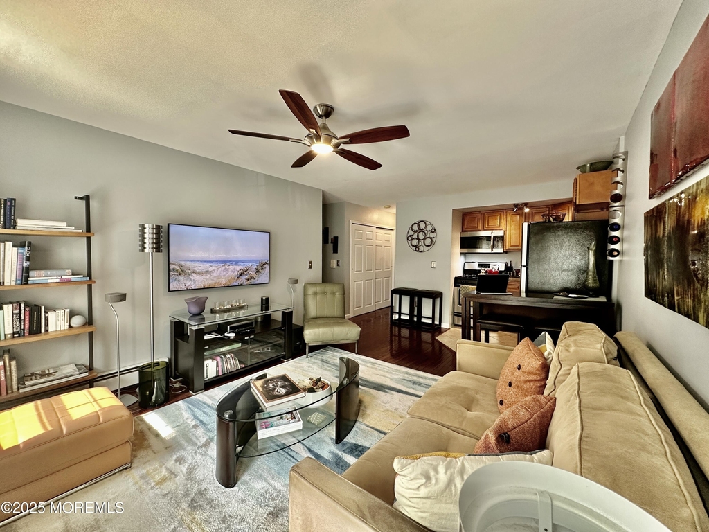 307 4th Avenue - Photo 5