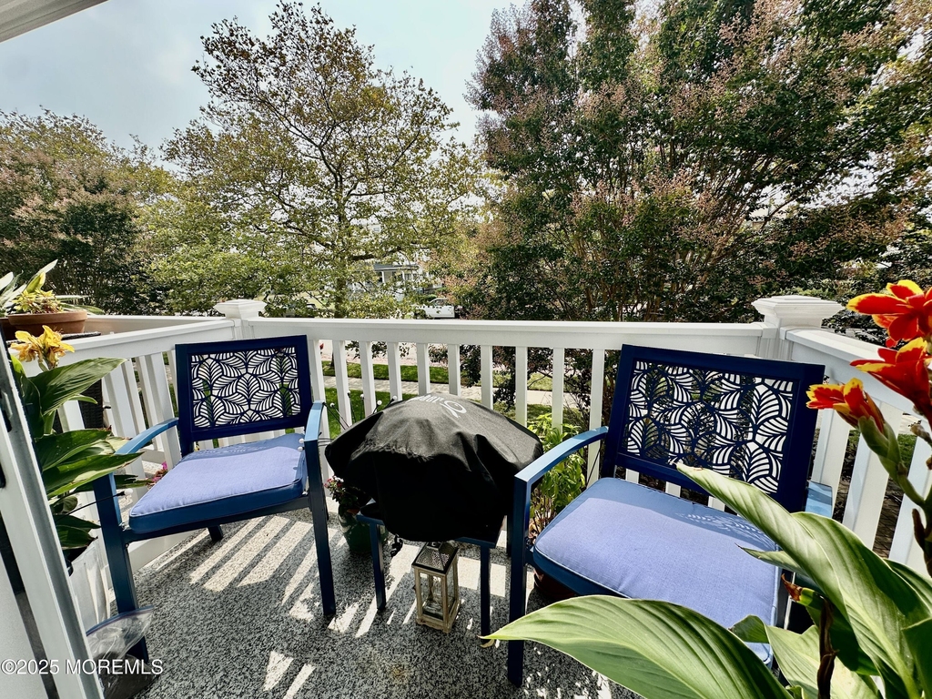 307 4th Avenue - Photo 6