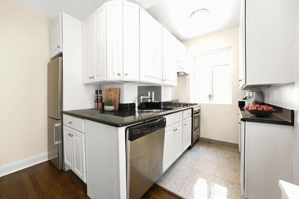 Central Park South - Photo 1