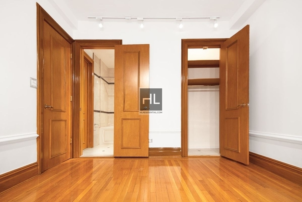 West 58th Street - Photo 2