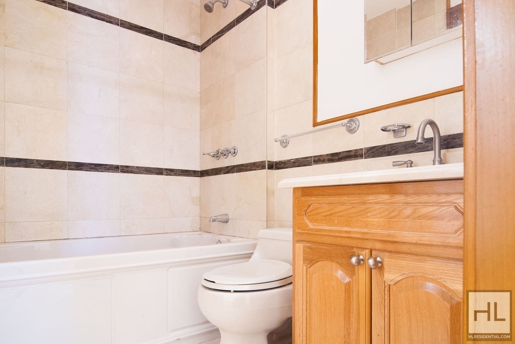 West 58th Street - Photo 6