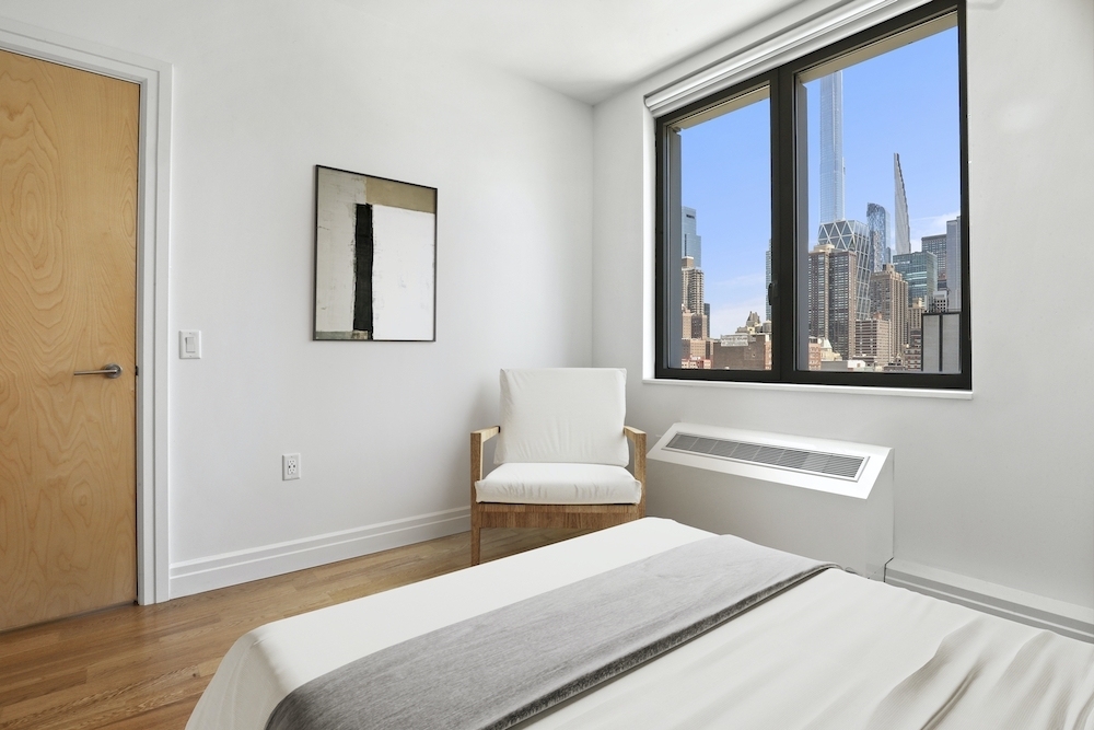 West 54th Street - Photo 1