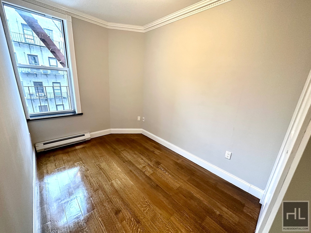 West 53 Street - Photo 2