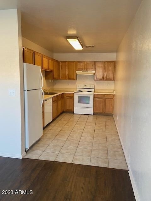 595 W 20th Avenue - Photo 2