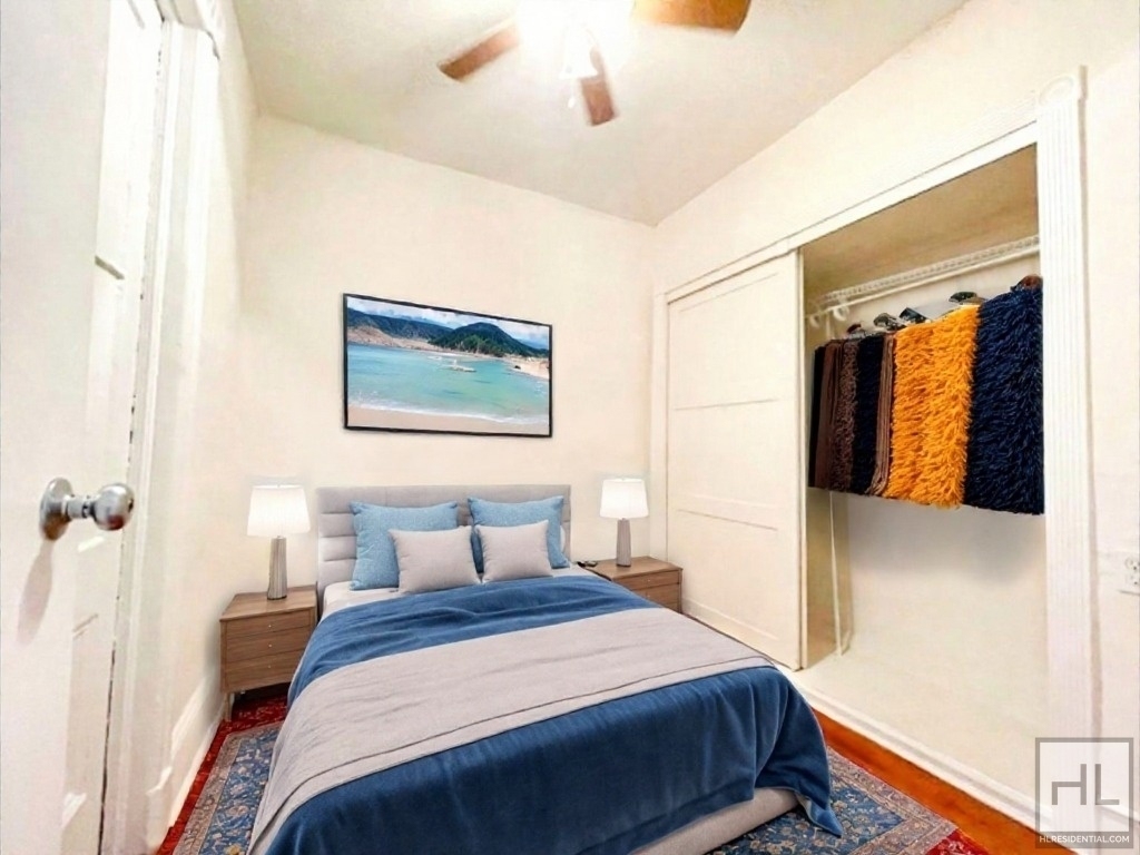 East 101 Street - Photo 6