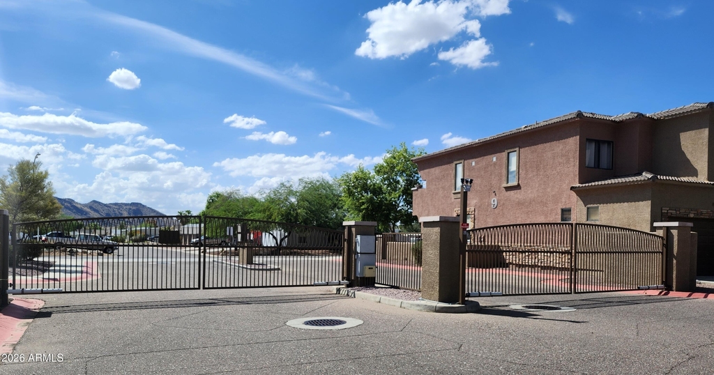21655 N 36th Avenue - Photo 21