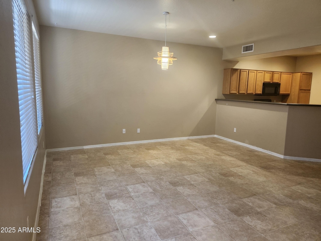 21655 N 36th Avenue - Photo 2