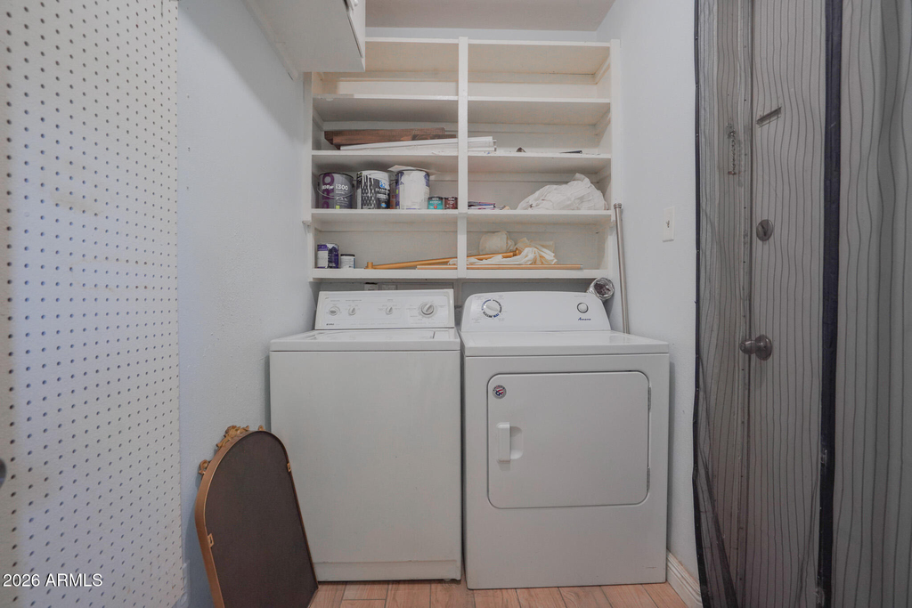 506 W 11th Street - Photo 11