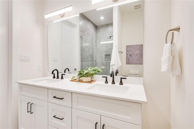 1902 N Carroll Avenue - Photo 23