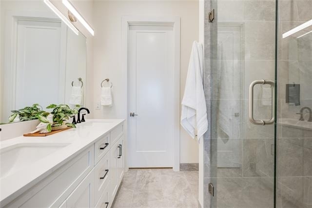 1902 N Carroll Avenue - Photo 22