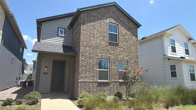 1708 Laurel Lane - Photo 1