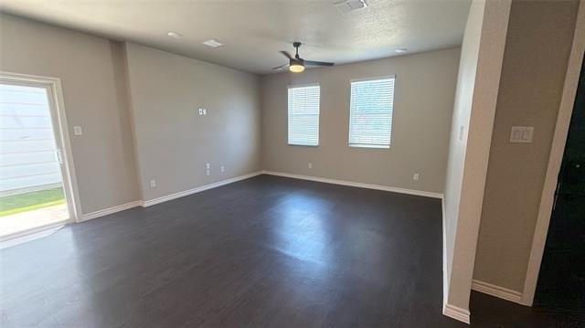 1708 Laurel Lane - Photo 2