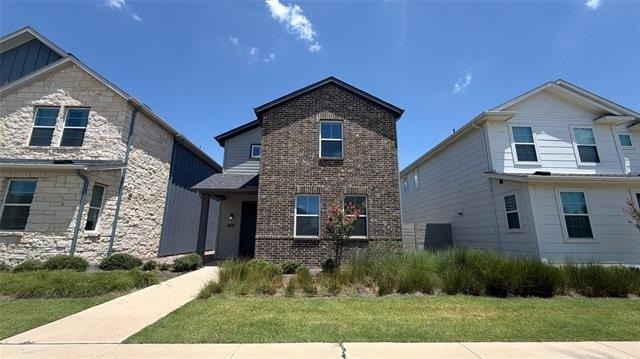 1708 Laurel Lane - Photo 0