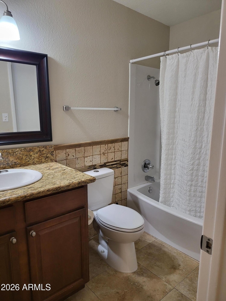 20420 N 6th Drive - Photo 19