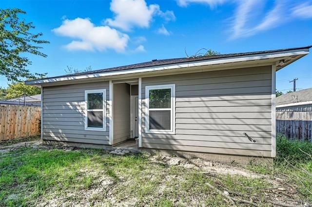 2911 Marshall Street - Photo 18