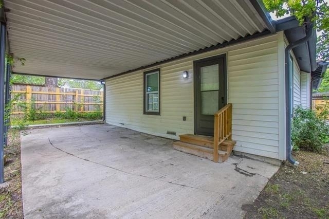 2329 Connor Avenue - Photo 2