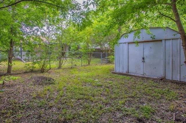 2329 Connor Avenue - Photo 4