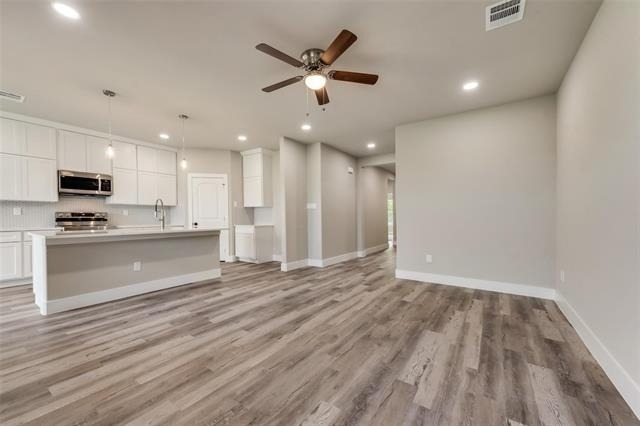 323 Cherry Point Drive - Photo 9