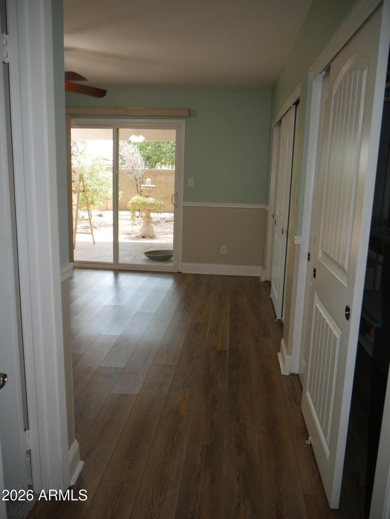 1201 W Loughlin Drive - Photo 10