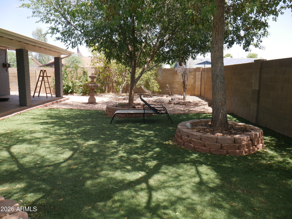 1201 W Loughlin Drive - Photo 21