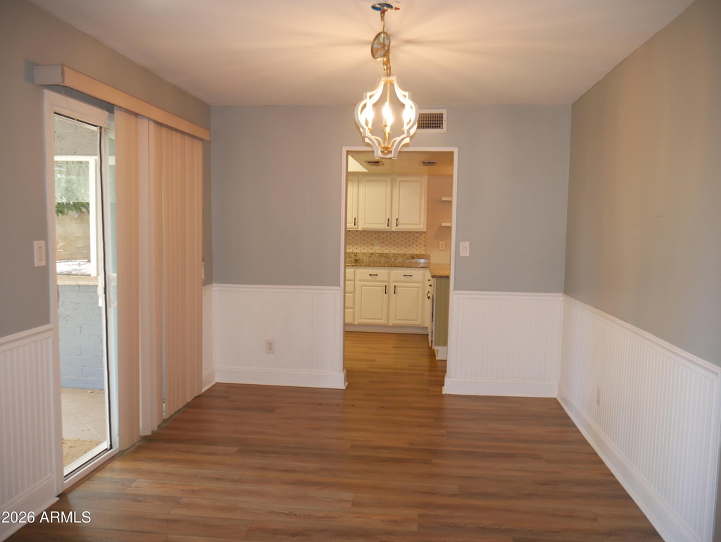 1201 W Loughlin Drive - Photo 15