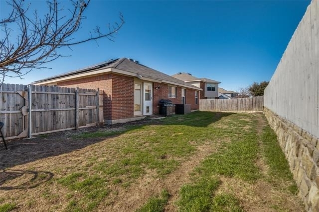728 Falcon Road - Photo 23