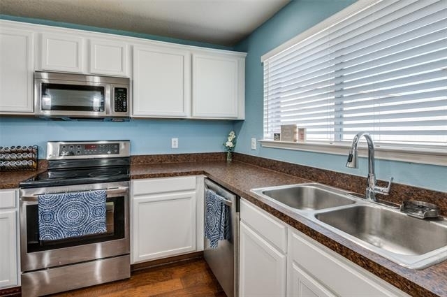 728 Falcon Road - Photo 12