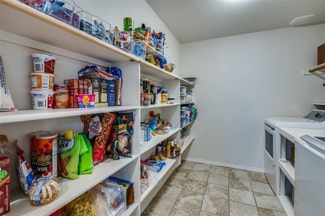 728 Falcon Road - Photo 14