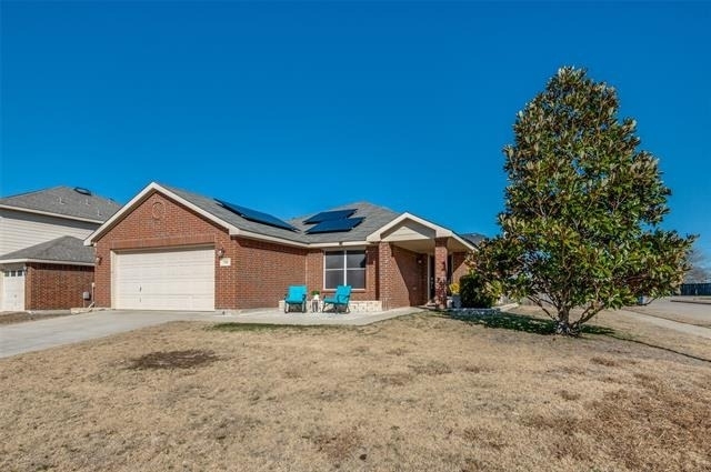 728 Falcon Road - Photo 2