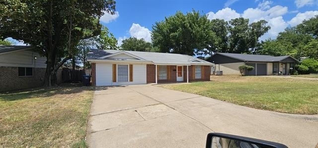 7205 Merry Lane - Photo 0