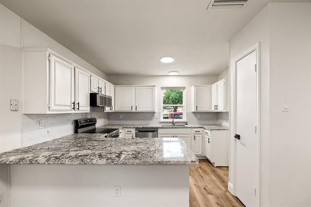 2403 Beverly Hills Lane - Photo 9