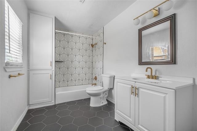 4723 Victor Street - Photo 7