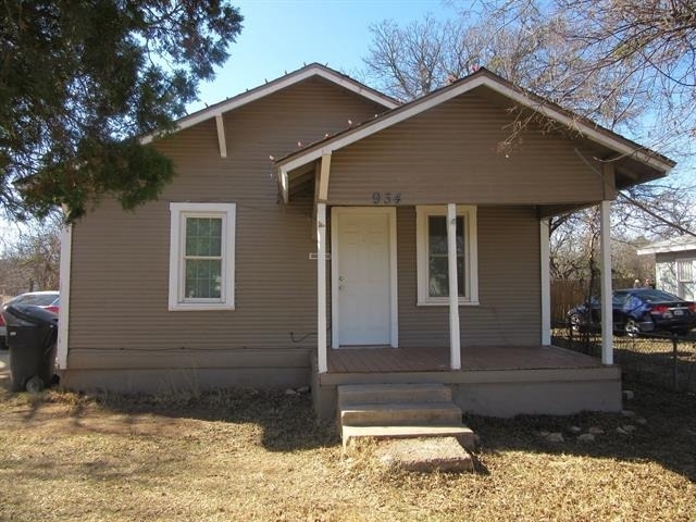 934 Ballinger Street - Photo 0
