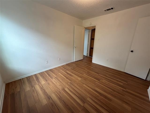 425 Signal Hill Court N - Photo 11