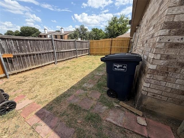 425 Signal Hill Court N - Photo 12
